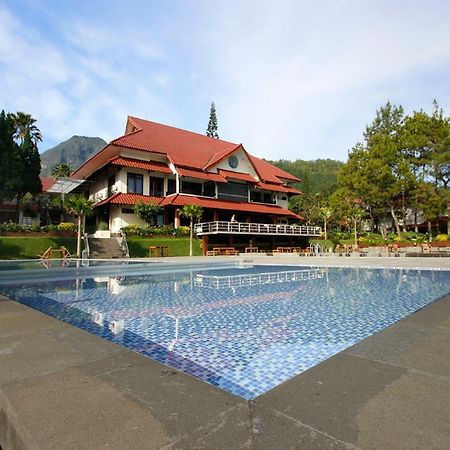 Kusuma Agrowisata Resort & Convention Malang Exterior photo